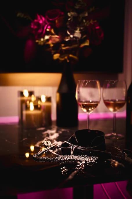 Appartement Greyroom Cannes-love Bdsm